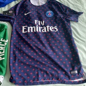 NWT Men’s PSG jersey 2015 warmup jersey